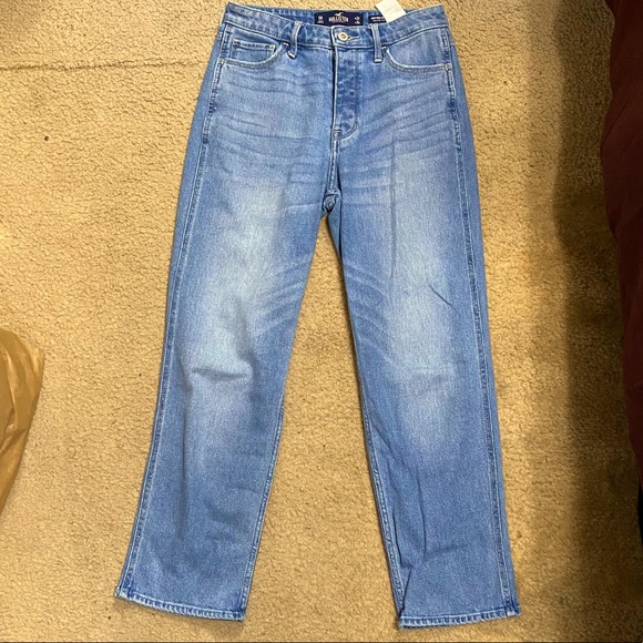 High Rise Crop Boyfriend Jeans - Picture 4 of 4